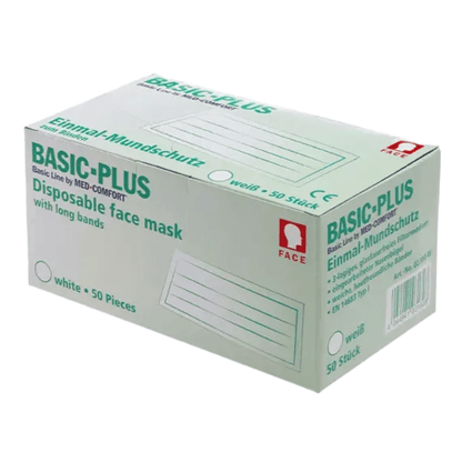 En vit kartong med texten „AMPri BASIC-PLUS OP-mask 3-lag. Typ II för knytning“ i grön skrift från AMPri Handelsgesellschaft mbH. Lådan innehåller 50 vita medicinska engångs-andningsskydd med långa band. Produktinformation visas både på engelska och tyska, inklusive texterna „Engångs-munskydd“ och „50 stycken“.