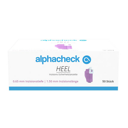 En låda Alphacheck HEEL snittsäkerhetslansetter, olika storlekar från Berger Med GmbH är avsedd för kapillär blodprovtagning. Den huvudsakligen vita lådan har en blå och violett text med en liten lansettbild på högra sidan och anger ett snittdjup på 0,65 mm och en snittlängd på 1,50 mm. Den innehåller 50 stycken.