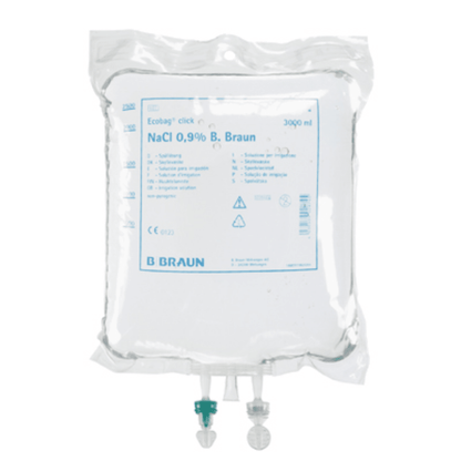 En transparent plastpåse med texten "B. Braun Ecobag® CE Click NaCl 0,9% spolvätska" från B. Braun Deutschland GmbH & Co. KG innehåller 5.000 ml saltlösning med två förseglade portar; tillgänglig i en kartong med 2 förpackningar (2 x 5.000 ml).