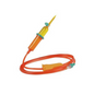 B.Braun Intrafix® SafeSet UV Protect Premium-infusionsset från B. Braun Deutschland GmbH & Co. KG är ett orange infusionsset som kännetecknas av en transparent kammare och nål, som är ansluten med en flexibel orange slang. Det är perfekt för tryckinfusioner eller gravitationsinfusioner och har en flödesregulator och en grön keps i ena änden.