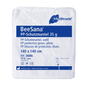 Förpackning för Meditrade BeeSana® PP-skyddsmantel 35g, en vit skyddsmantel för sjukhusbruk från Meditrade GmbH. Förpackningen har måtten 140 x 140 cm och är idealisk för engångsbruk. Den innehåller totalt 100 stycken per förpackning.