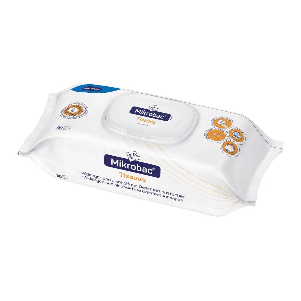 En förpackning BODE Mikrobac® Tissues ytdesinfektionsservetter med märkningen 'alkoholfri' innehåller 80 servetter. Förpackningen är huvudsakligen vit med blått och orange och tillverkas av Paul Hartmann AG.