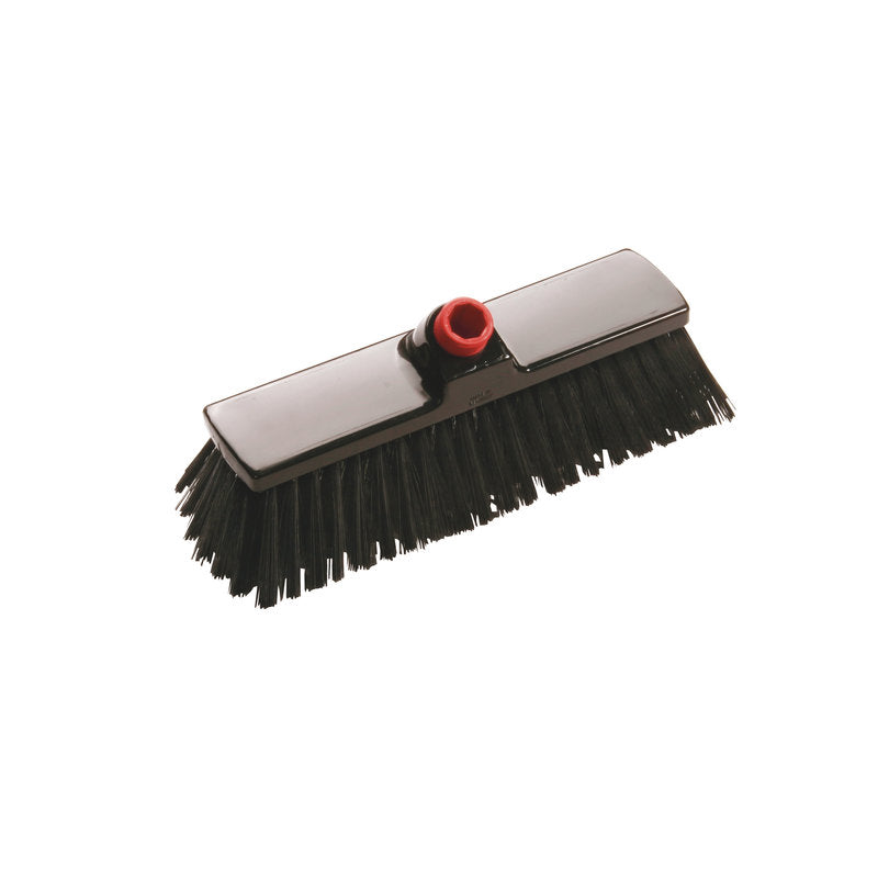 Der IN-UP HOF-U.GARAGENBESEN von Haug Bürsten KG hat steife schwarze Polyesterborsten und einen rechteckigen Kunststoffkörper (300x70x65mm) mit rotem Stielansatz - perfekt als Garagenbesen für die Garagenreinigung, abgebildet auf weißem Grund.