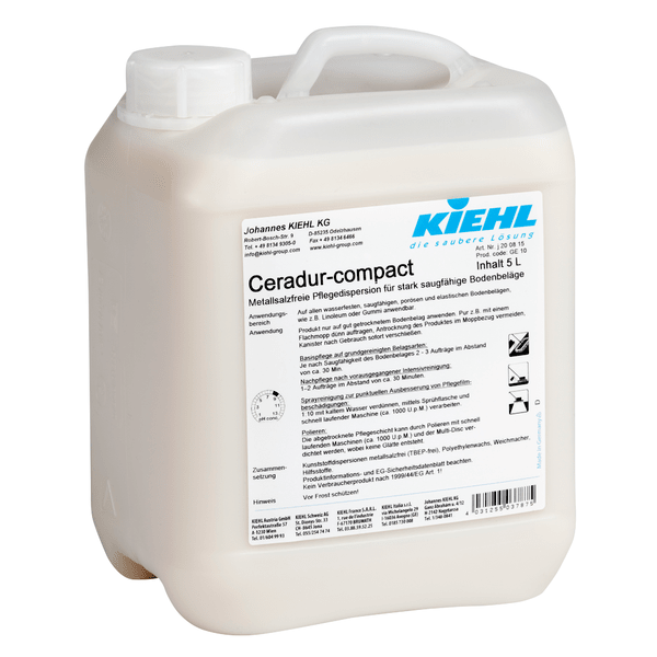 En 5-litersflaska Johannes Kiehl KG Ceradur-compact, en metallfri vårddispersion för mycket absorberande golvbeläggningar, kommer i vit plast med ett handtag och en tysk etikett. Säljs i en kartong med 2 flaskor.