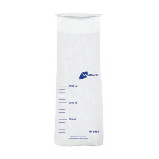 Ett genomskinligt, graderat måttglas av polyeten med blåa måttmarkeringar och ett blått ”Meditrade GmbH”-logo, som visar volymer från 500 ml till 1500 ml.