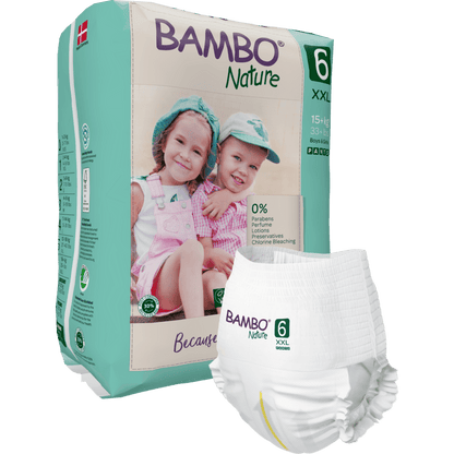 En förpackning Bambo Nature Pants från Abena Re-Seller GmbH i XXL storlek 6 visar två leende barn, där en blöja ligger framme för att understryka den mjuka, miljövänliga designen.