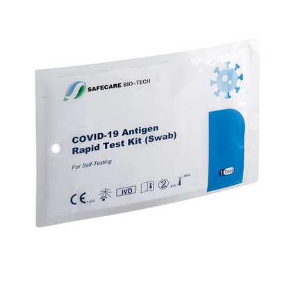 En förseglad förpackning Safecare LAIENTEST 1er COVID-19 Antigen Rapid Test Kit (1 styck). På etiketten finns en text som indikerar att det är ett självtestkit, där CE och andra testmärken är synliga. Förpackningen innehåller ett enkeltest.