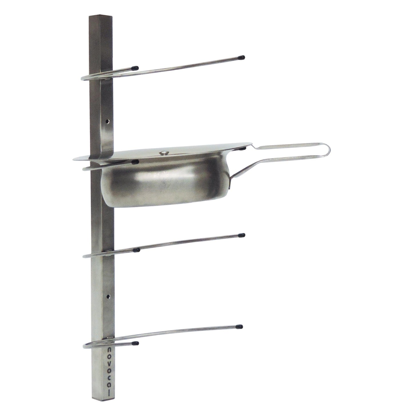Novocal väggfäste i rostfritt stål för 4 bäcken (225 x 240 x 650 mm) är idealiskt för förvaring av bäcken i professionella vårdinrättningar och har texten "novocal" på fästet.
