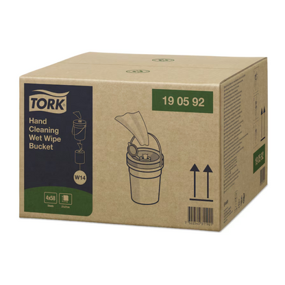 Kartongen Tork 190592 våtservetter för handrengöring Premium W14 1-lagers från TORK – Essity Professional Hygiene Germany GmbH, innehåller fyra hinkar och visar en illustration av en våtservettshink samt produktdetaljer för vattenfri handrengöring, allt i proffskvalitet.