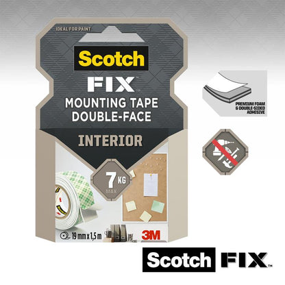 Förpackning av Scotch-FIX™ Dubbelsidigt inomhusmonteringstejp från 3M Deutschland GmbH för inomhusbruk, storlek 19 mm x 1,5 m, bär upp till 7 kg. Visar tejpbilder, användningsexempel, egenskaper och visar Scotch- och 3M-logotyper.