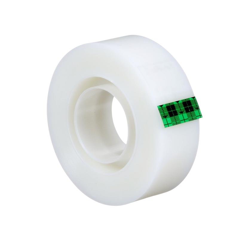 En rulle Scotch® Magic™ Osynlig Tejp från 3M Deutschland GmbH, med en liten grön-svart rutigt rand längs kanten på vit bakgrund.