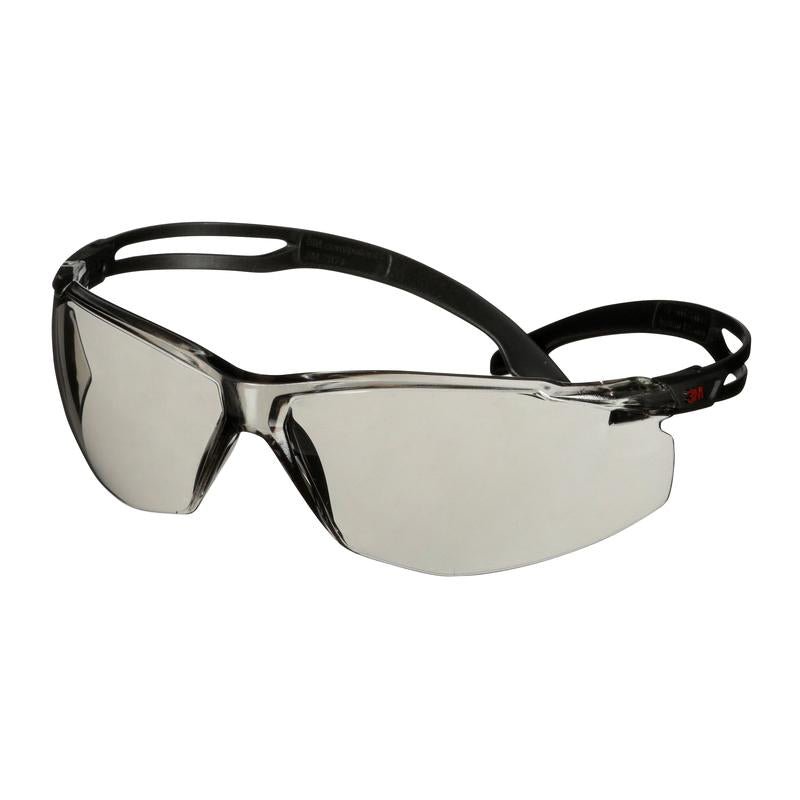 3M™ SecureFit™ 500 skyddsglasögon, svarta skalmar, Scotchgard™ anti-dimma/anti-skrapbeläggning (K&N), ljusgrå lins inomhus/utomhus, SF507SGAF-BLK-EU, 20 per förpackning | Förpackning (1 st)